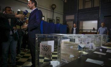 Με τη συμμετοχή 155.000 μελών ολοκληρώθηκαν οι εκλογές στη ΝΔ