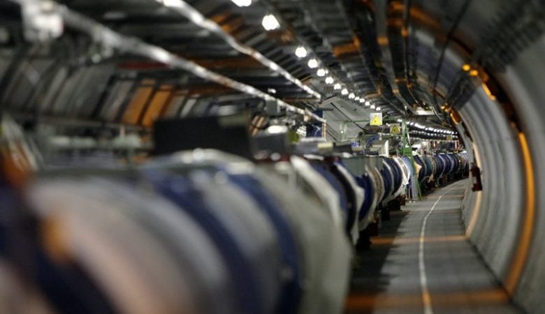 Νέο πείραμα από το CERN που αναζητά την σκοτεινή ύλη