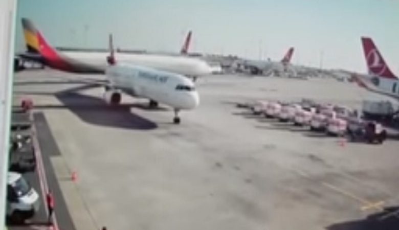 Κορεάτικο αεροπλάνο «ξήλωσε» την ουρά τουρκικού στο αεροδρόμιο Ατατούρκ