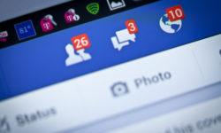 Το Facebook έδωσε πρόσβαση σε εταιρείες στα δεδομένα χρηστών του