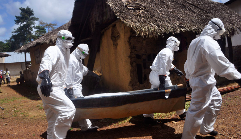 Κοντά στα 300 τα κρούσματα του Έμπολα μέσα σε τρεις μήνες