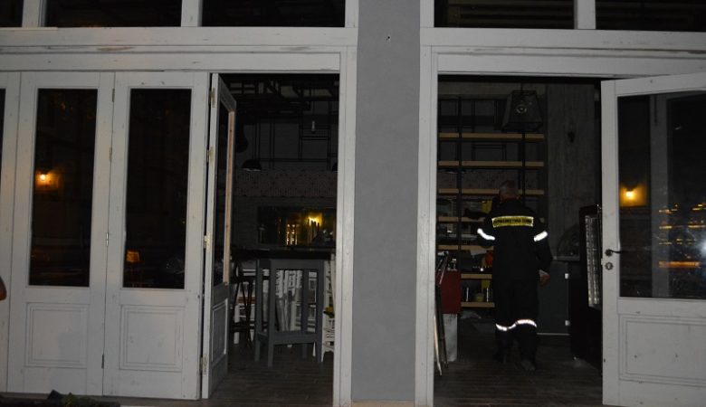 Δύο τραυματίες από έκρηξη σε κατάστημα εστίασης στα Χανιά