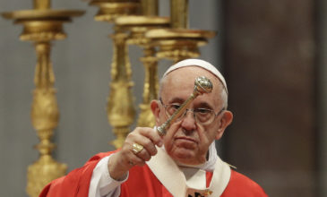 Ο Πάπας προσεύχεται για την ειρήνη στη Βενεζουέλα