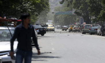 Λεωφορείο παγιδευμένο με εκρηκτικά εξερράγη στο Αφγανιστάν