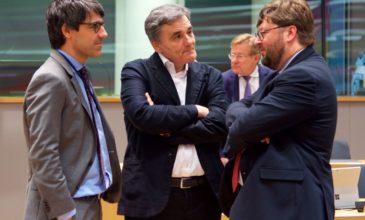 Ένεση ρευστότητας χωρίς οριστική λύση για το χρέος στο Eurogroup