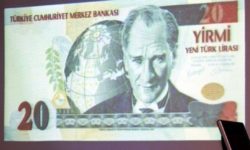 Η Τουρκία ανακοίνωσε τριετές πρόγραμμα λιτότητας κατά του πληθωρισμού