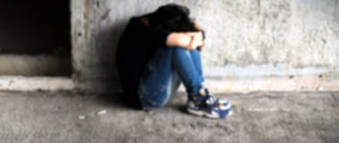 Σοκ στη Χαλκιδική: 78χρονος βίαζε τη 16χρονη βαφτισιμιά του – Της έδινε ναρκωτικά και αλκοόλ