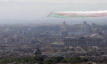 Τα 72 χρόνια αβασίλευτης Δημοκρατίας γιορτάζει η Ιταλία