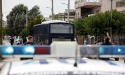 Ελληνίδα η 22χρονη που βίασαν και πέταξαν σε δρόμο στο Ζεφύρι
