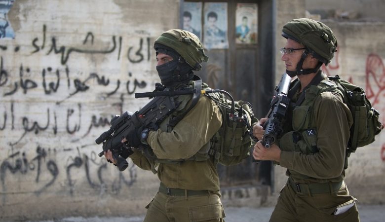 Ισραηλινός στρατιώτης εκτέλεσε Παλαιστίνιο επειδή πέταξε μια… πέτρα