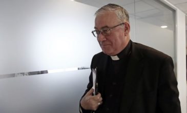 Παραιτήθηκαν τρεις επίσκοποι για σκάνδαλο παιδοφιλίας στη Χιλή