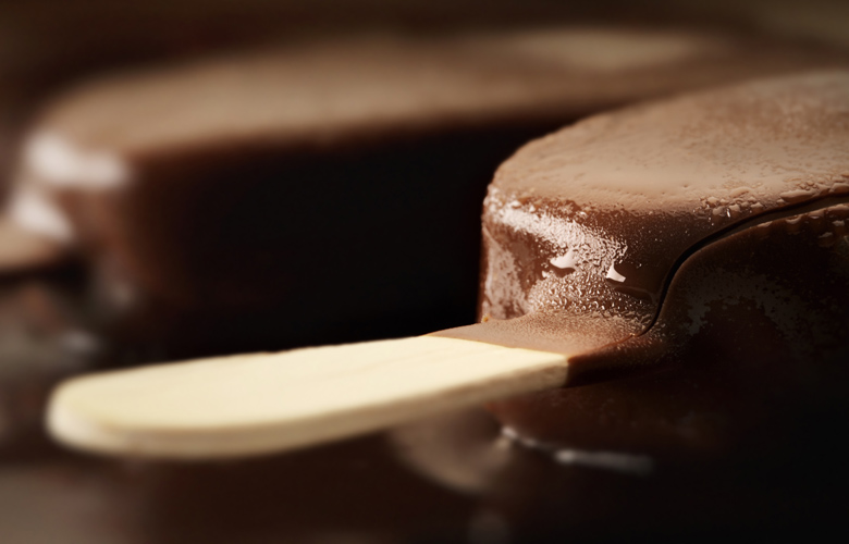 Η βιομηχανία παγωτού που μας έμαθε το «ξυλάκι»