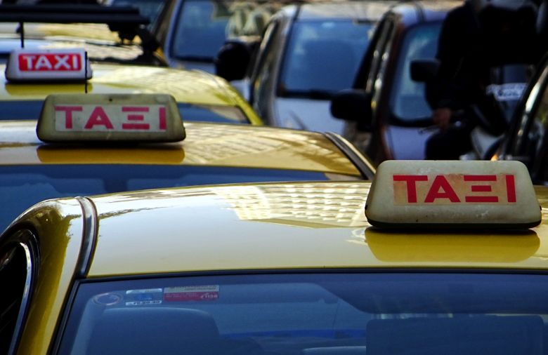Πανελλαδική απεργία των οδηγών ταξί για 24 ώρες ενάντια στο φορολογικό νομοσχέδιο
