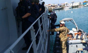 Πλοίο και μονάδα του Πολεμικού Ναυτικού σε Αλβανικά νερά