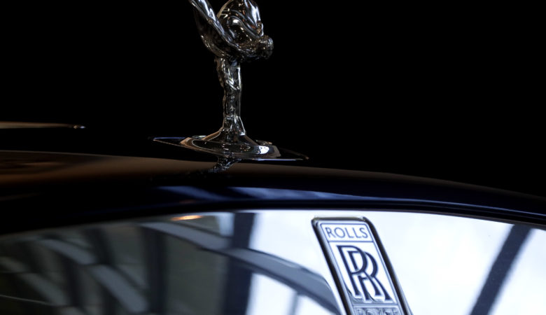 Βρετανία: Η Rolls-Royce θα απολύσει 9.000 εργαζομένους