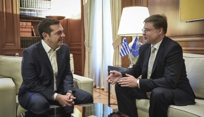 Τσίπρας σε Ντομπρόβσκις: Αναμένουμε τα απαραίτητα μέτρα για το χρέος