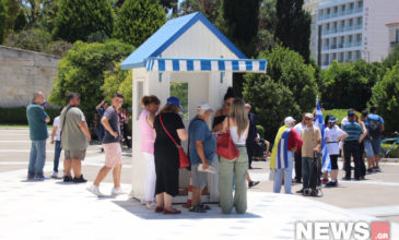 «Κατάληψη» στα φυλάκια των τσολιάδων από διαδηλωτές