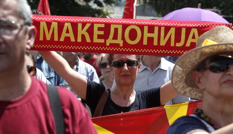 Στα Σκόπια ο Αμερικανός υπουργός Άμυνας για να στηρίξει το δημοψήφισμα