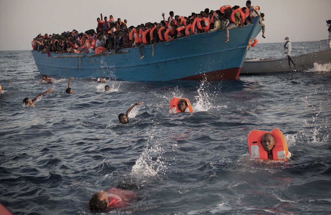 Μωρό γεννήθηκε σε πλοίο στη διάρκεια επιχείρησης για τη διάσωση μεταναστών