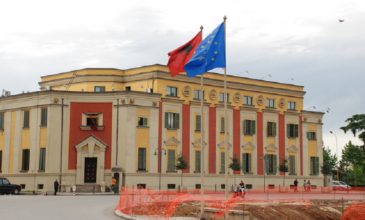 Η Αλβανία απορρίπτει την δημιουργία hot spot προσφύγων στο έδαφός της