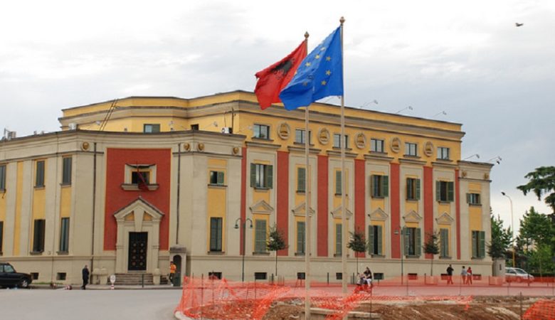 Η Αλβανία απορρίπτει την δημιουργία hot spot προσφύγων στο έδαφός της