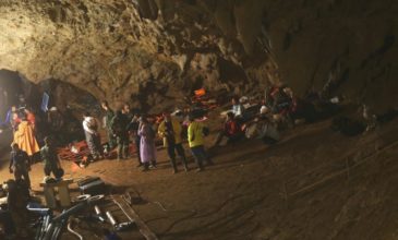 12 αγόρια με τον προπονητή τους αγνοούνται μέσα σε σπήλαιο