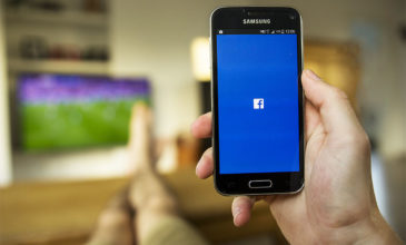 Ένας στους τέσσερις χρήστες κατήργησε το Facebook από το κινητό
