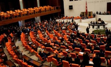 Τουρκία: Βοήθεια από την αντιπολίτευση κατά του Ερντογάν ζητάει ο Ντεμιτράς