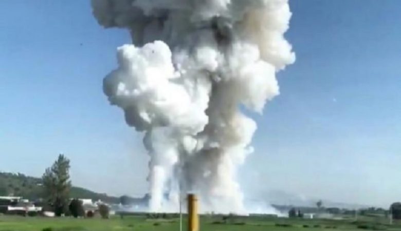 Πολύνεκρη έκρηξη σε αποθήκη πυροτεχνημάτων