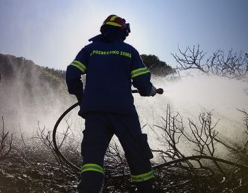 Σύλληψη αλλοδαπού που έβαζε φωτιά κοντά στο οχυρό Ρούπελ