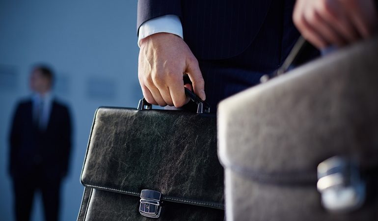 Συνάντηση με Τσίπρα ζητούν οι δικηγόροι με αφορμή τη διαμεσολάβηση