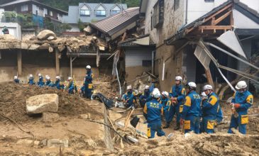 Ανασύρουν ακόμη νεκρούς από τις πλημμύρες στην Ιαπωνία