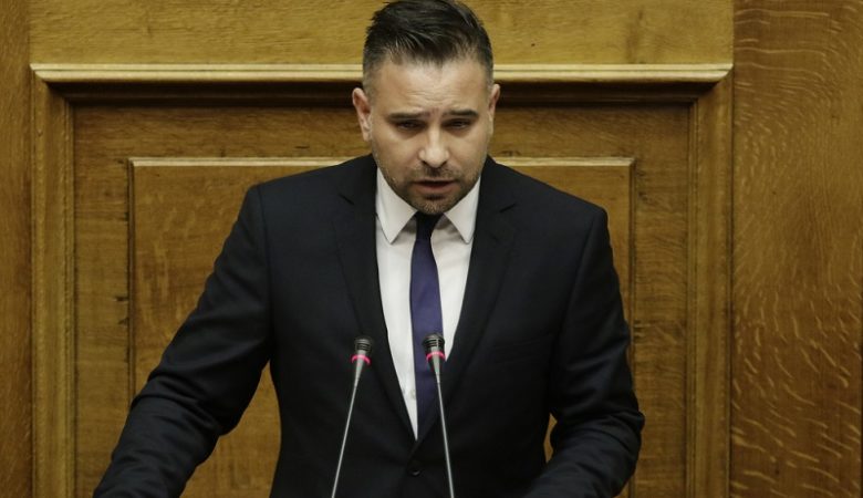 Στη ΝΔ προσχώρησε ο ανεξάρτητος βουλευτής Γιώργος Κατσιαντώνης