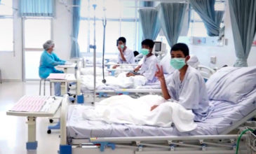 Οι πρώτες εικόνες των παιδιών από το νοσοκομείο στην Ταϊλάνδη