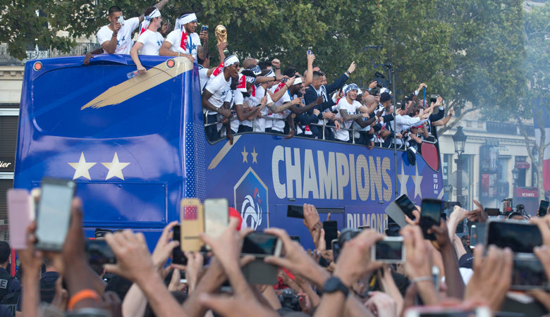 Το Παρίσι έριξε τα τείχη για τους Παγκόσμιους Πρωταθλητές