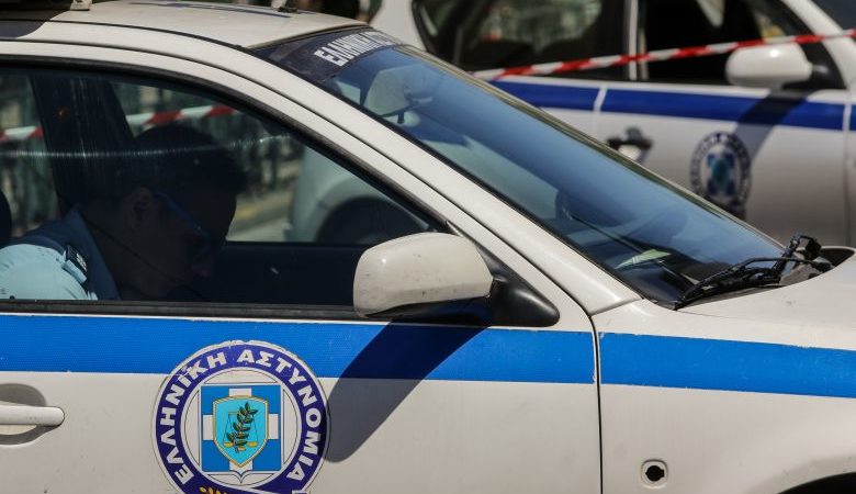 Στο Ρέθυμνο η αστυνομία έπιασε «βαποράκι» με χασίς αλλά και τον «έμπορο»