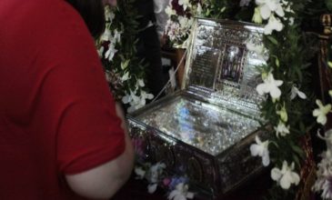 63χρονη πήγε για προσκύνημα και έκλεψε τα ιερά λείψανα