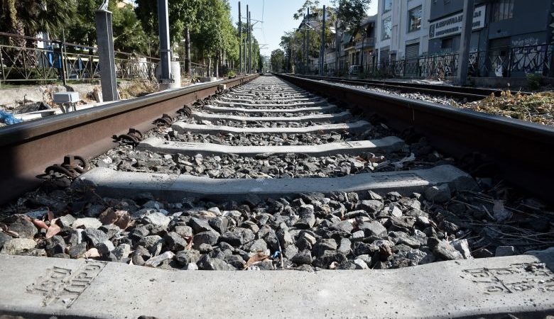 Επίθεση με πέτρες σε προσωπικό διερχόμενου τρένου στον Ασπρόπυργο