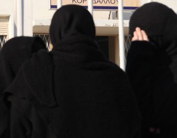 Θηλυκή συμμορία παρίστανε τις καλόγριες