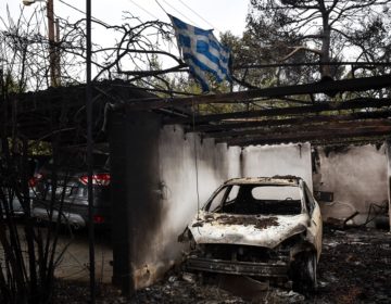 Τριήμερο εθνικό πένθος κήρυξε ο πρωθυπουργός για τους νεκρούς της φωτιάς