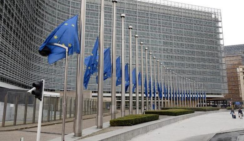 «Η ΕΕ προβιβάζει Ελλάδα, Γαλλία και Ισπανία»