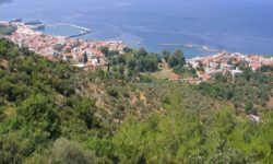 Η Θάσος υποδέχθηκε τους πρώτους Άγγλους τουρίστες της φετινής σεζόν
