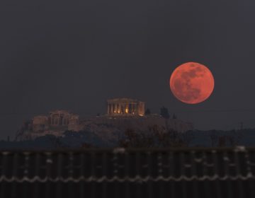 Η Σελήνη θα ματώσει και θα χαθεί για δυο ώρες στην έκλειψη απόψε 27 Ιουλίου
