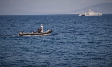 Μονάδες υποβρύχιων αποστολών σαρώνουν τα νερά της Αν. Αττικής