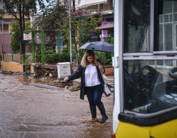 Οδηγίες για να προστατευτείτε από τις πλημμύρες