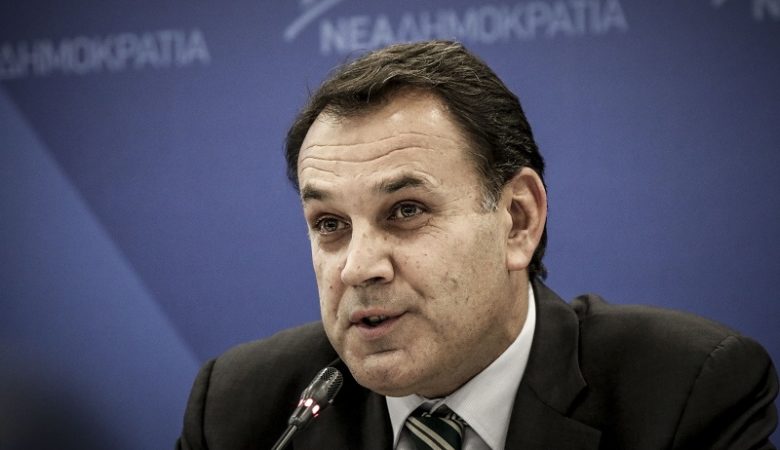 Κορονοϊός: Σε καραντίνα ο υπουργός Εθνικής Άμυνας μετά την επιστροφή του από το Ισραήλ