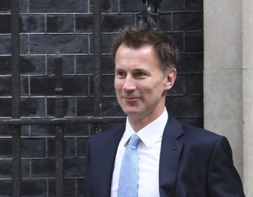 Οι υδρογονάνθρακες ανήκουν στην Κύπρο διαμηνύει το Λονδίνο