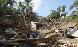 Στους 91 οι νεκροί από τα φονικά Ρίχτερ στην Ινδονησία