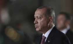 «Η Τουρκία δεν βρίσκεται σε κρίση, θα πολεμήσει κατά του “οικονομικού πολέμου”»