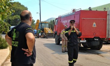 Διάσπαρτες εστίες στην πυρκαγιά στο Γεράκι στο Ηράκλειο